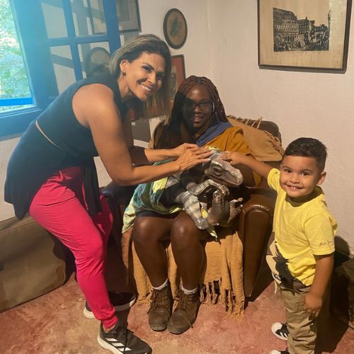 Helena na comunidade